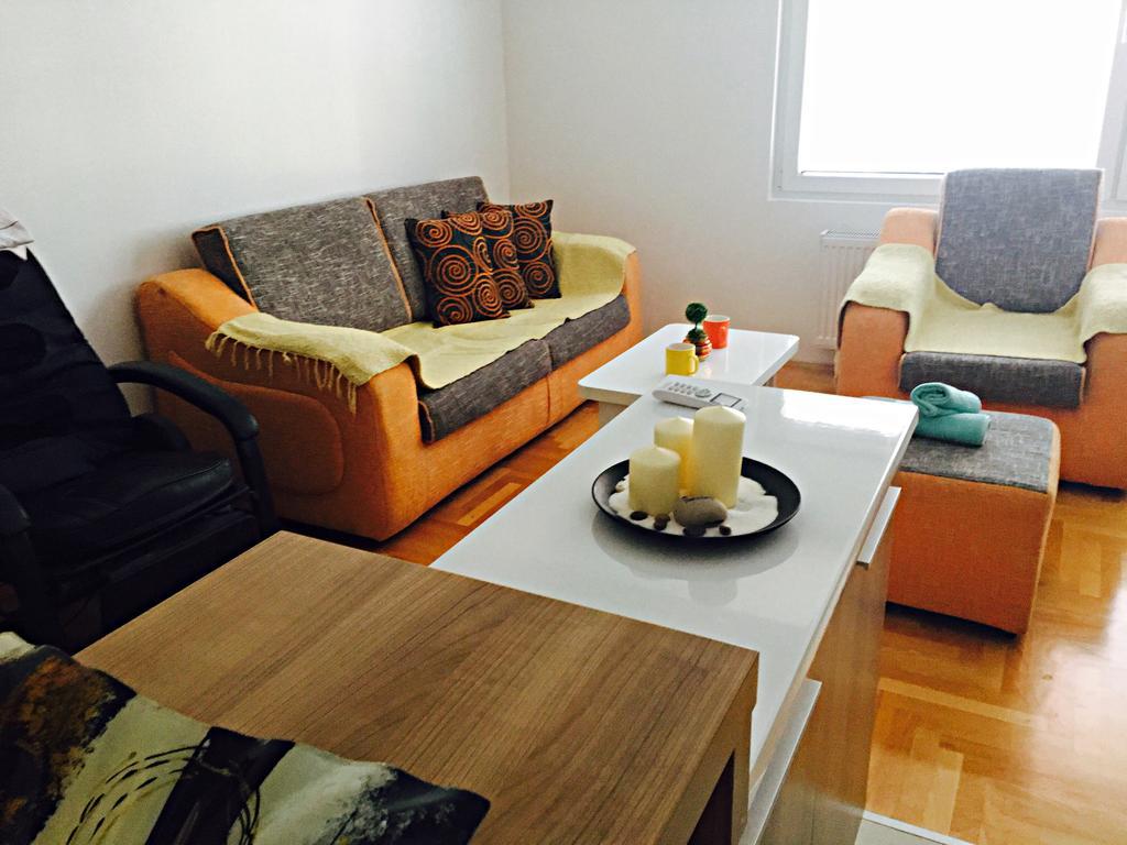 Regina'S Apartments Скопие Екстериор снимка
