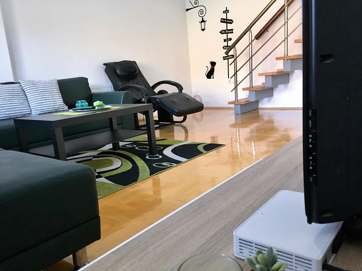 Regina'S Apartments Скопие Екстериор снимка