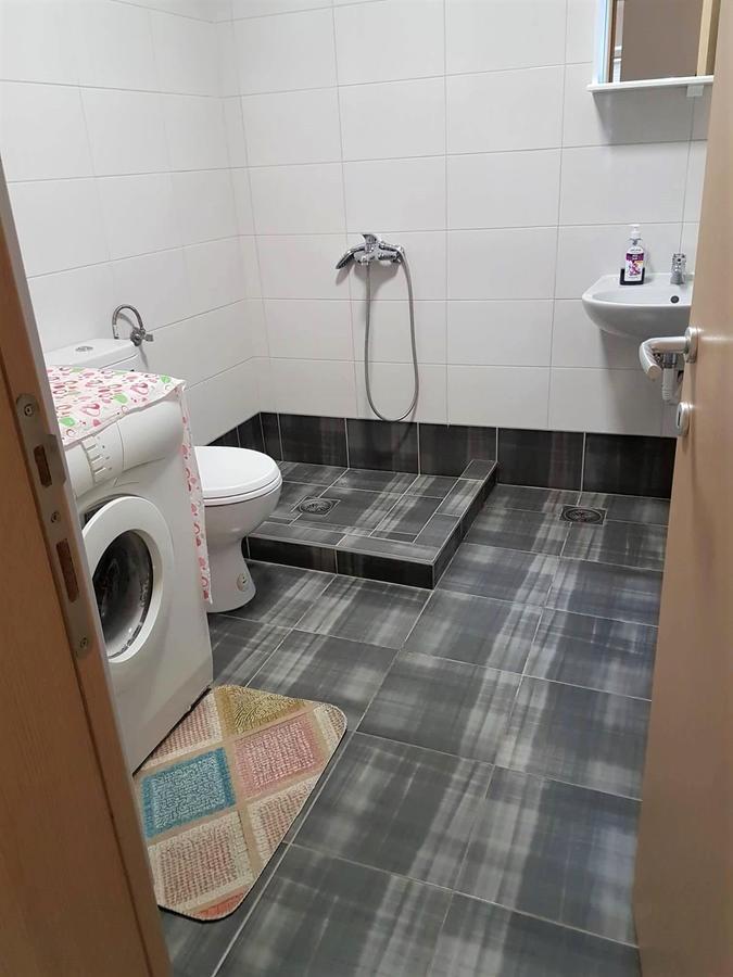 Regina'S Apartments Скопие Екстериор снимка