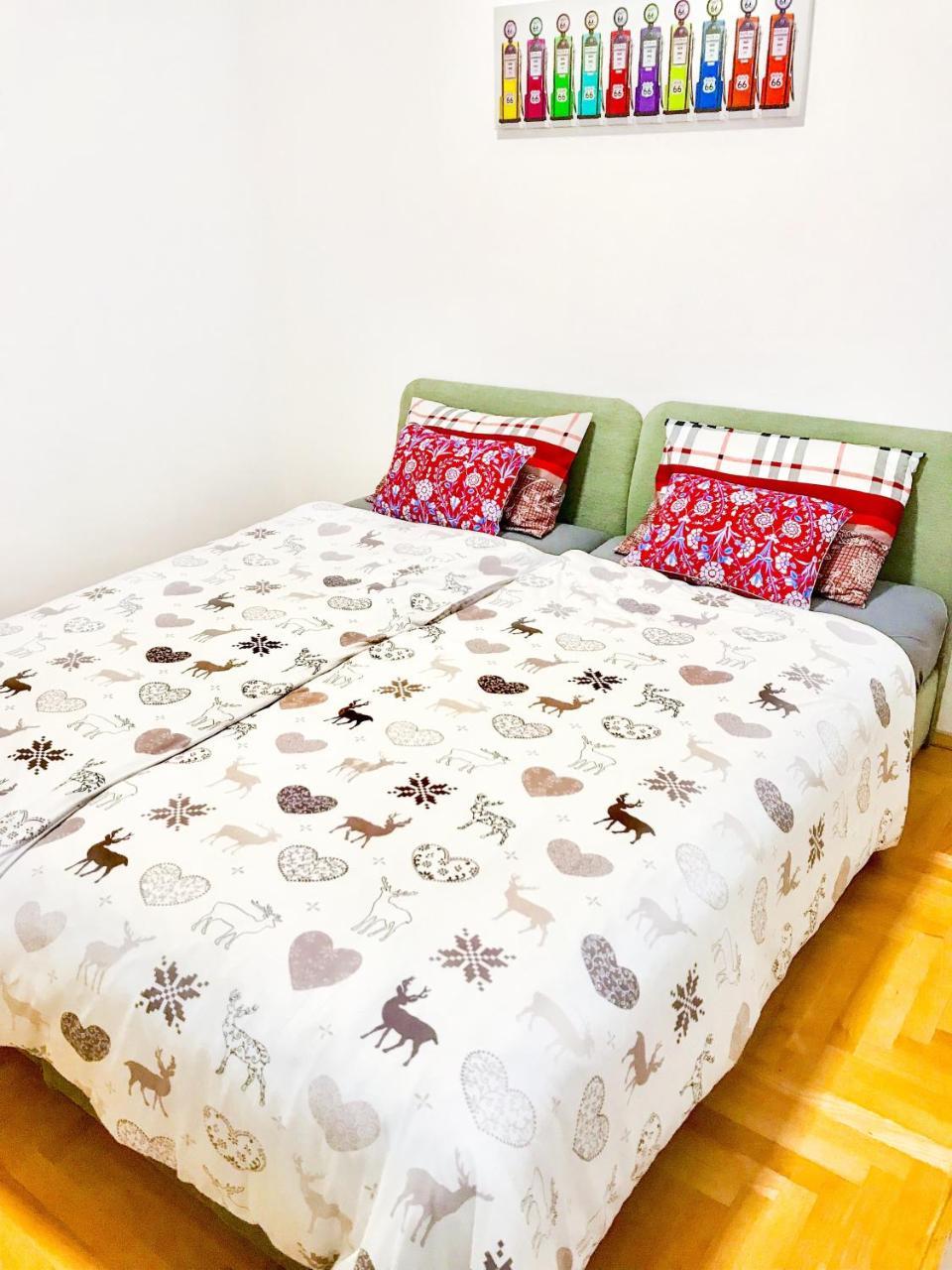 Regina'S Apartments Скопие Екстериор снимка