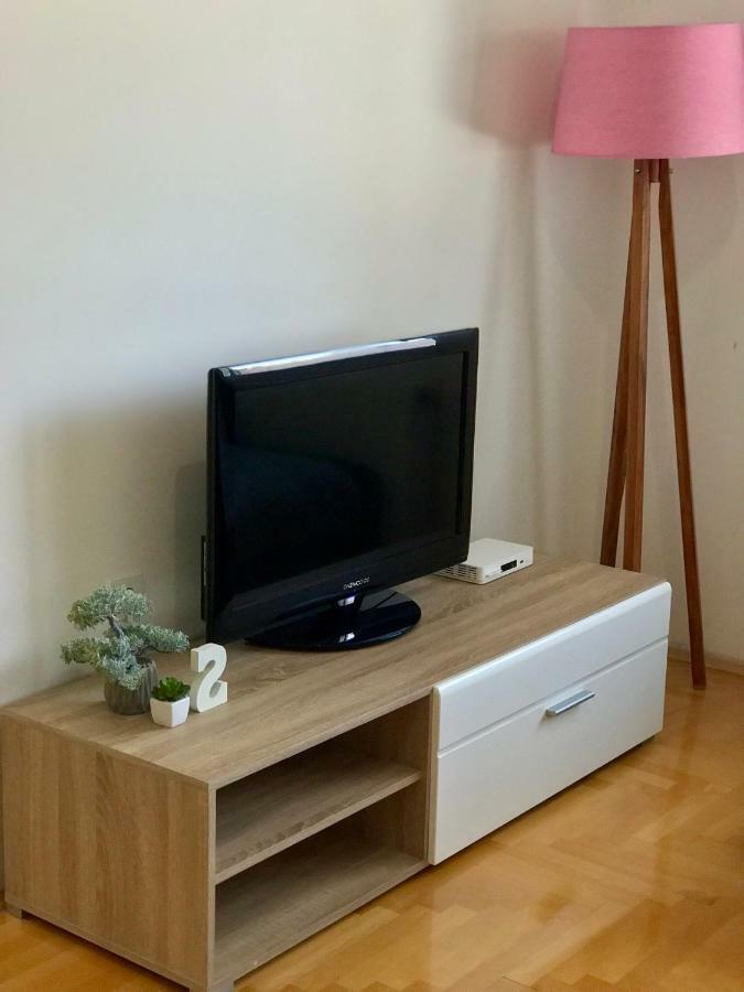 Regina'S Apartments Скопие Екстериор снимка